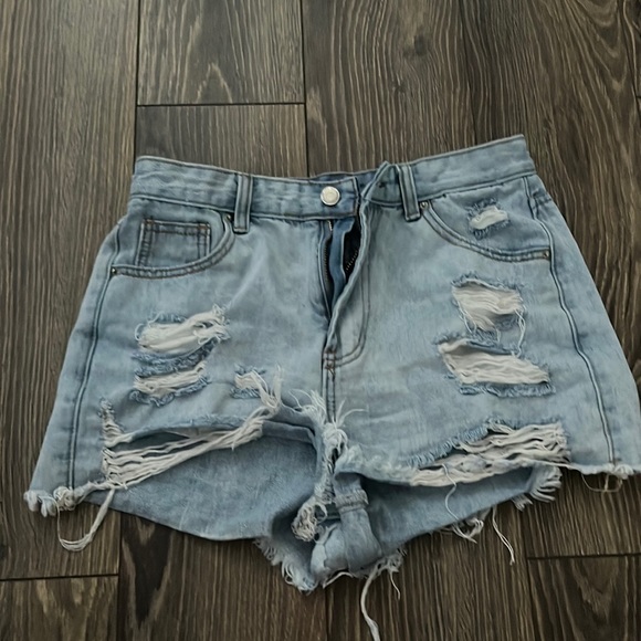 Light Washed Shorts - Picture 1 of 2